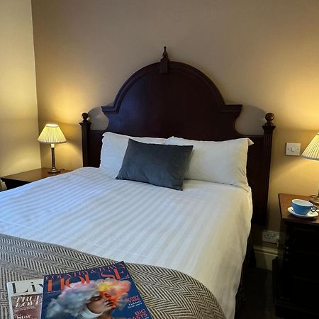 Taunton Town House Villa Bagian luar foto