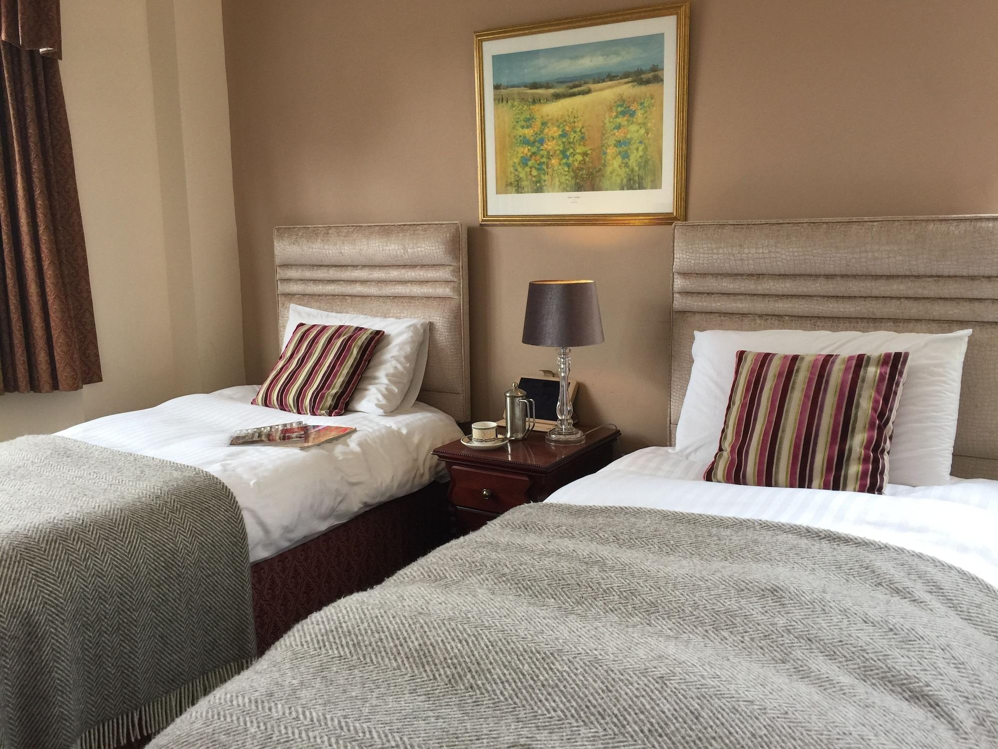 Taunton Town House Villa Bagian luar foto