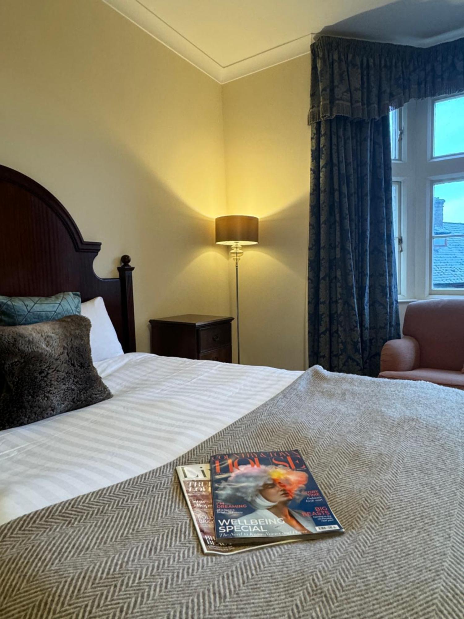 Taunton Town House Villa Bagian luar foto