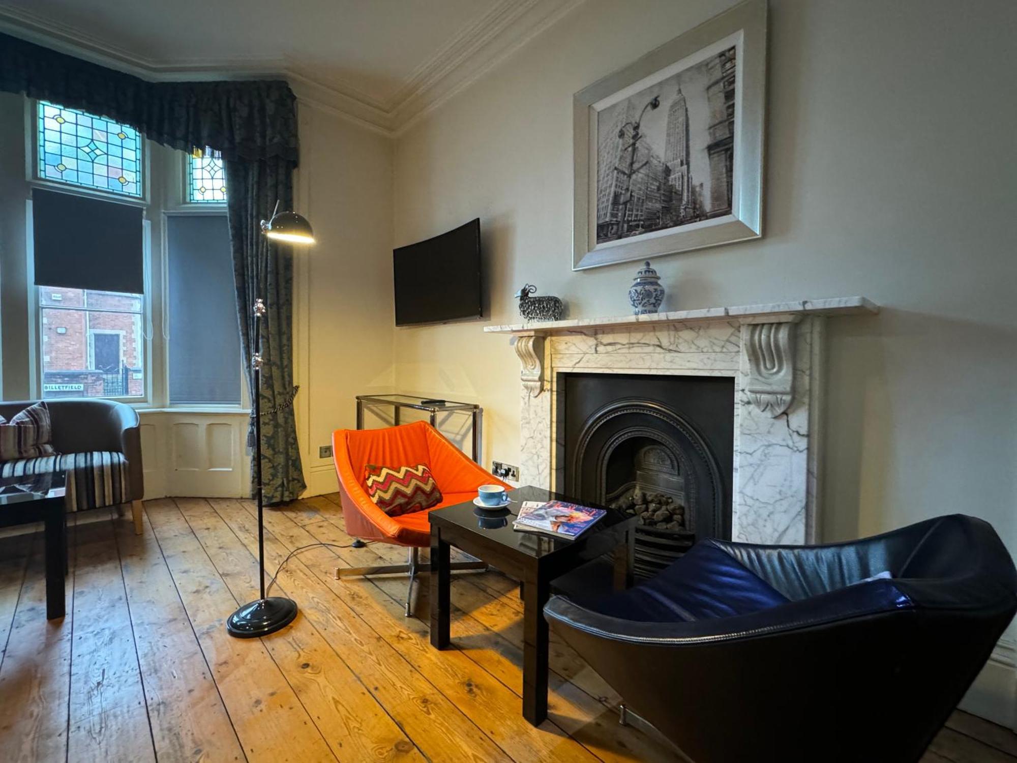 Taunton Town House Villa Bagian luar foto
