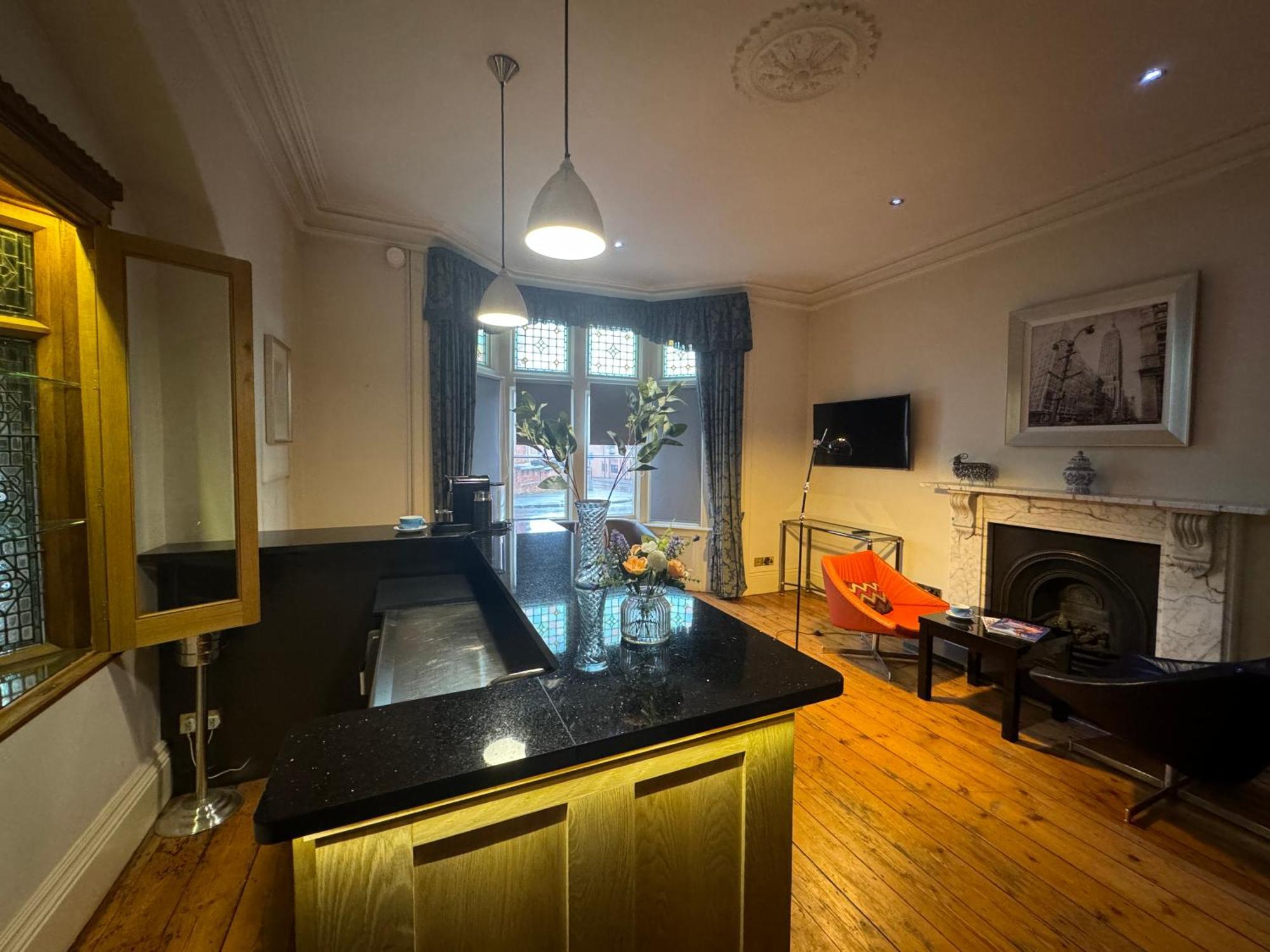 Taunton Town House Villa Bagian luar foto