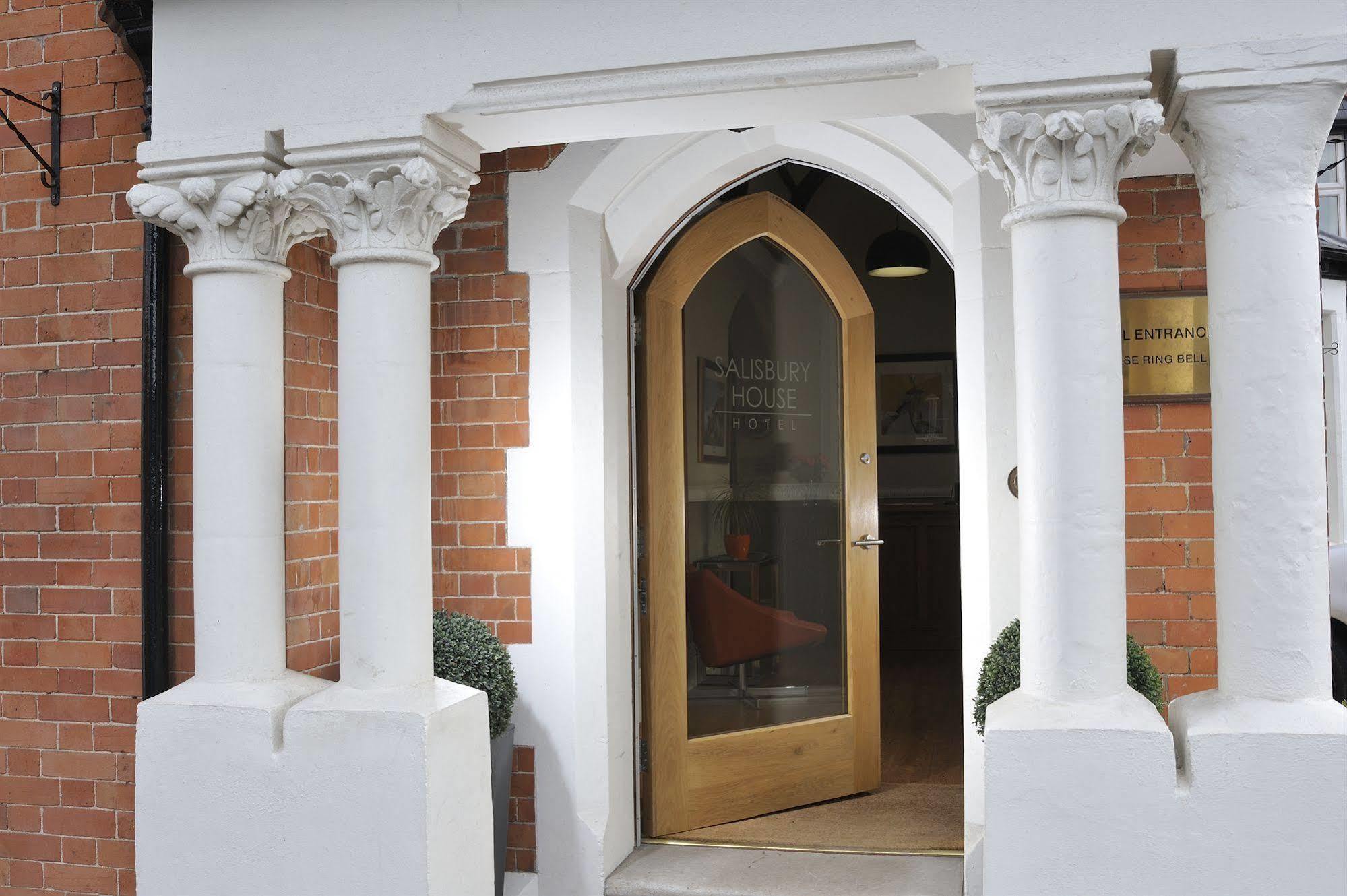 Taunton Town House Villa Bagian luar foto
